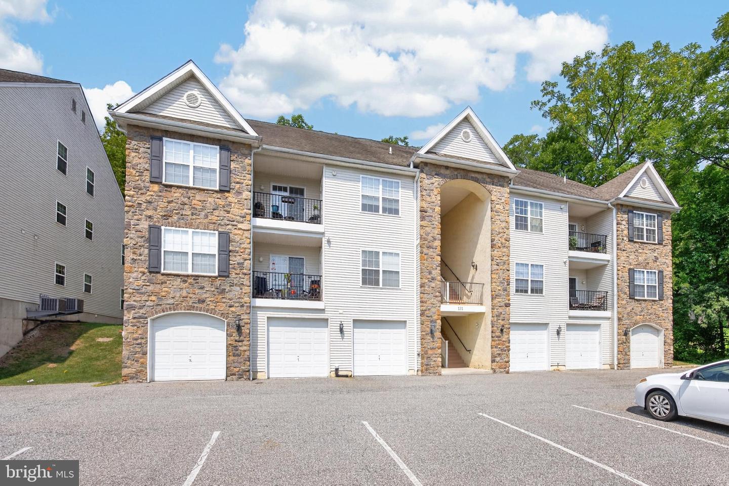 131 E FIRST AVE #16