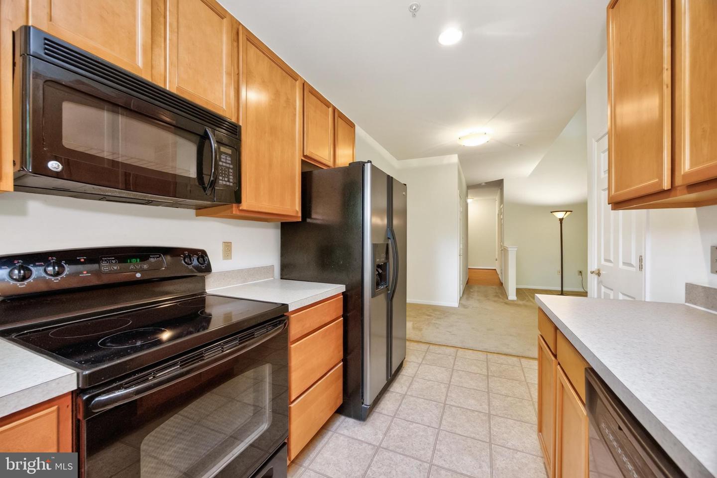 131 E First Ave #16 Property Photo 6