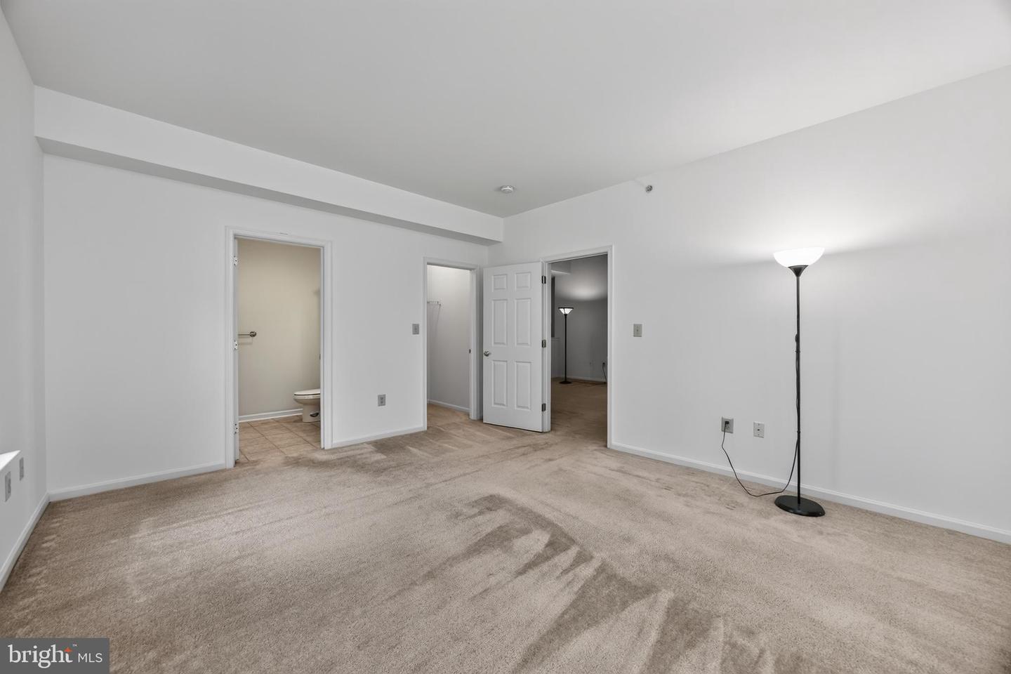 131 E First Ave #16 Property Photo 11