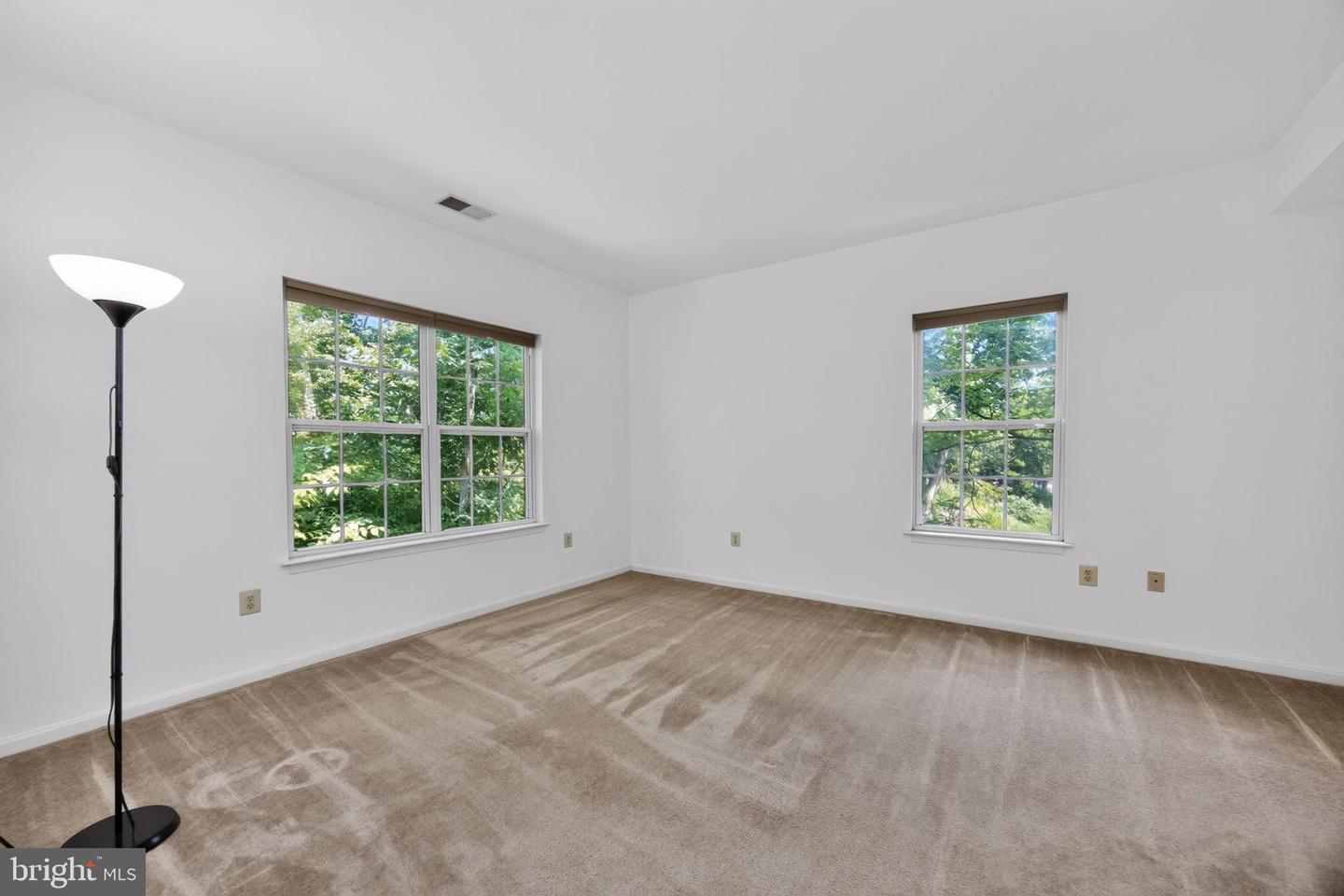 131 E First Ave #16 Property Photo 13