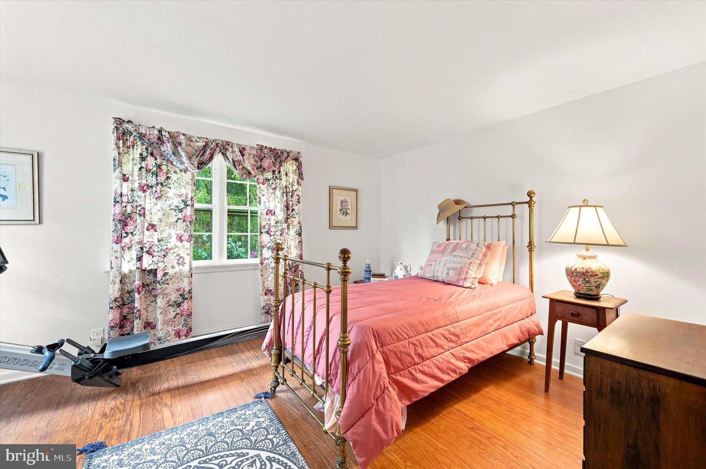 200 Ladbroke Rd Property Photo 16
