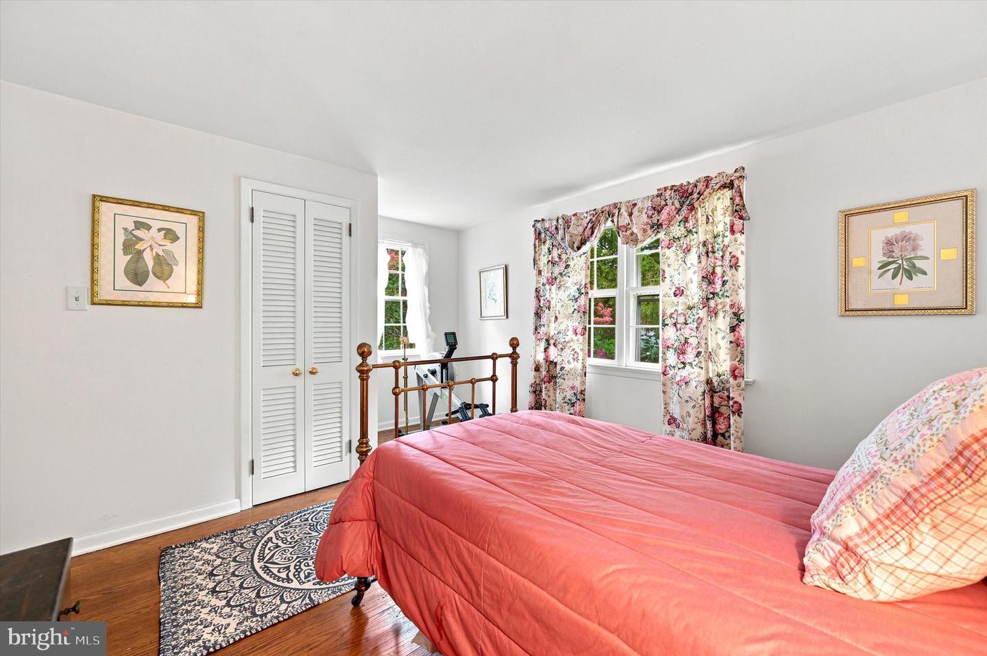 200 Ladbroke Rd Property Photo 17