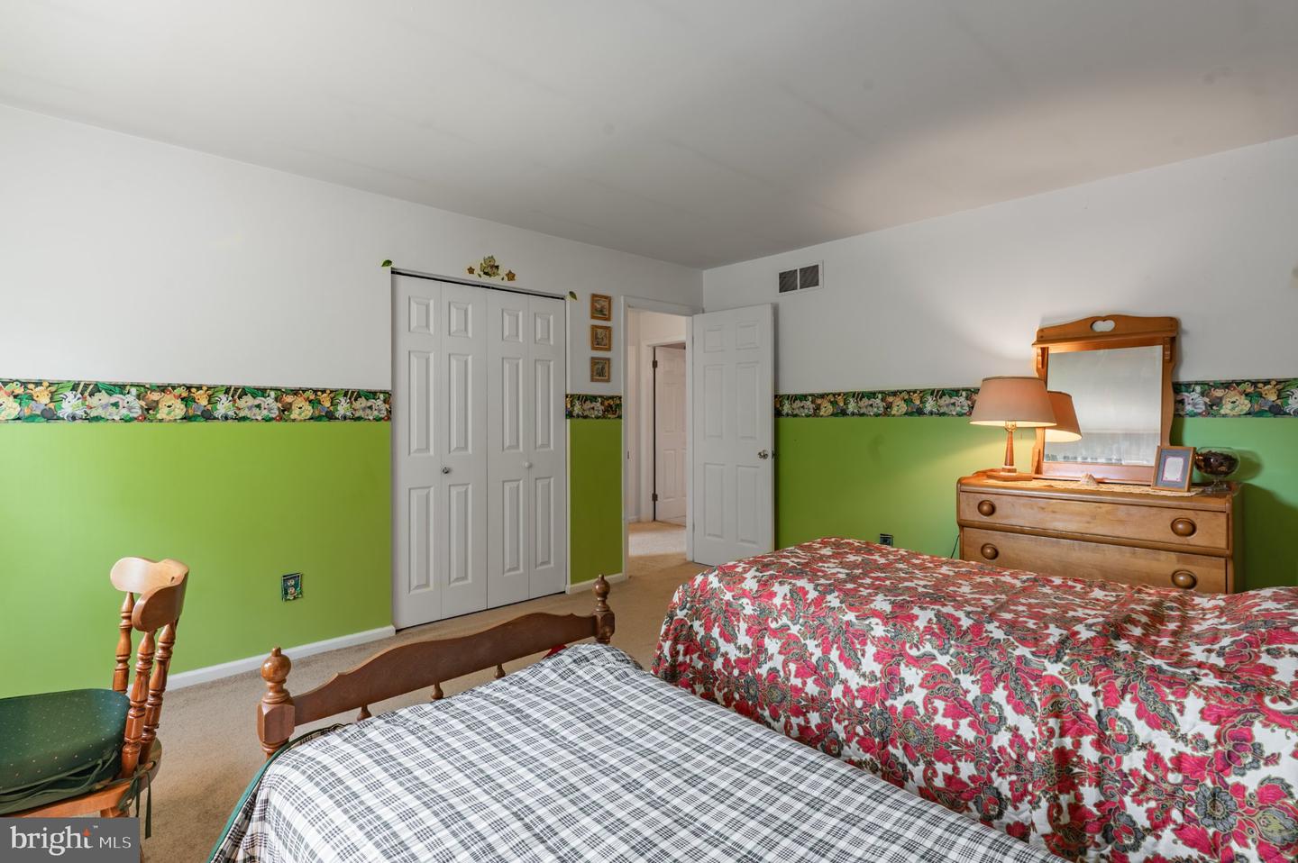 121 Winding Way Property Photo 23