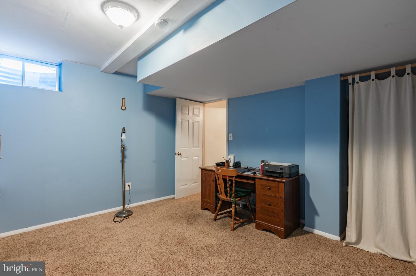 121 Winding Way Property Photo 29