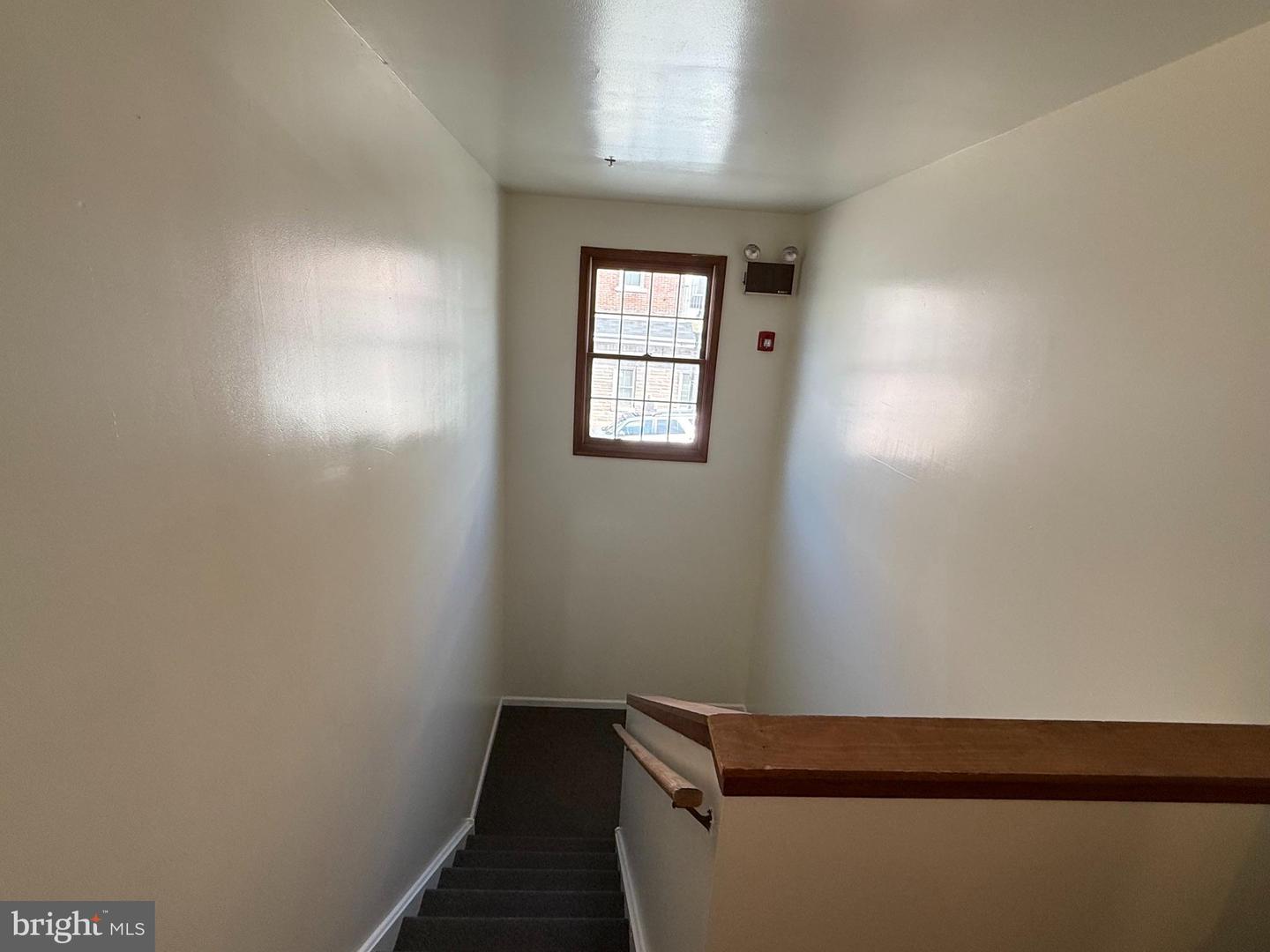 358 Main St #5 Property Photo 3
