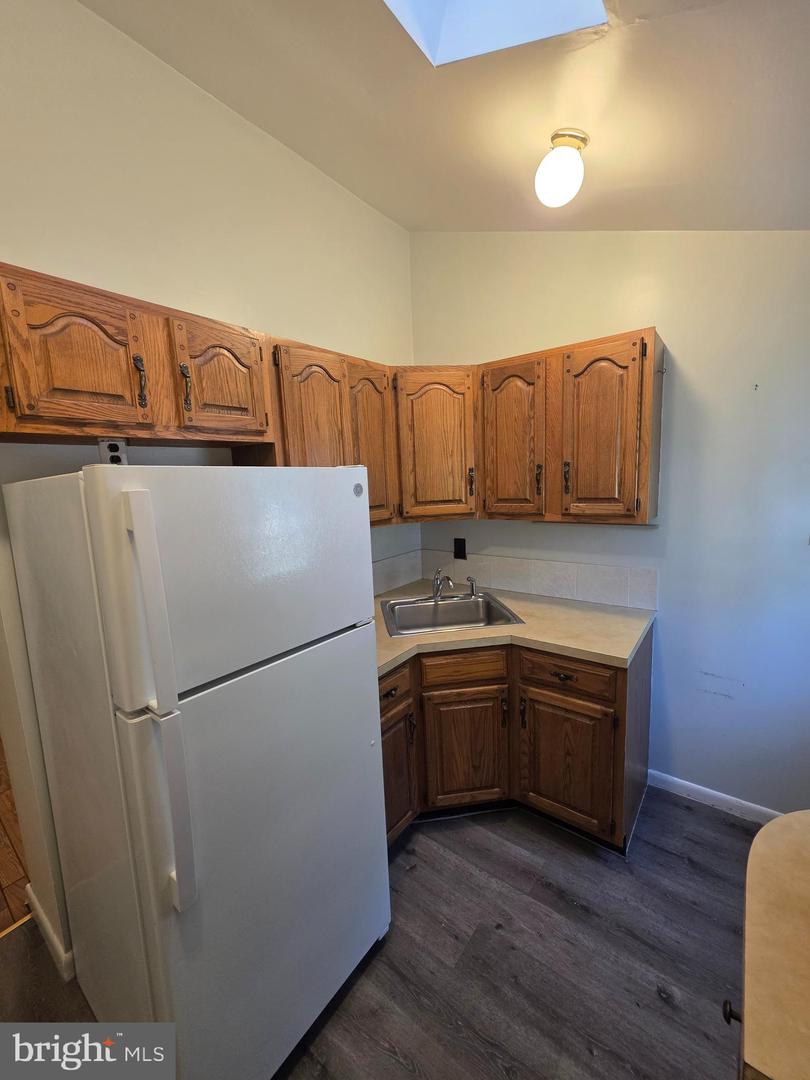 45 Blake Ave Property Photo 13