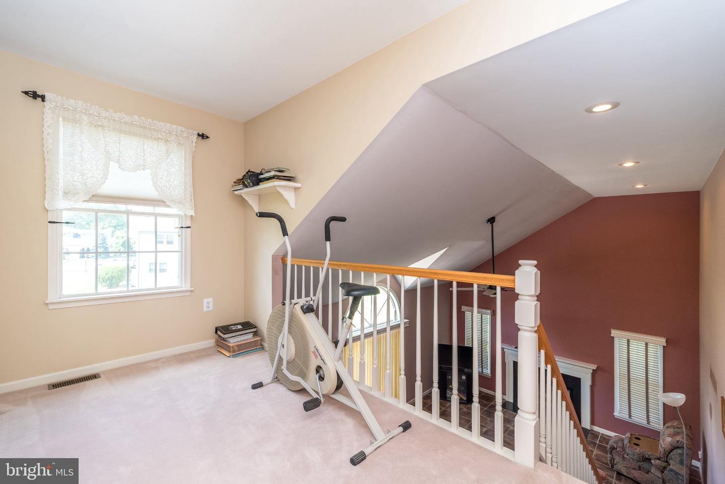 1 Crestwood Ct Property Photo 43