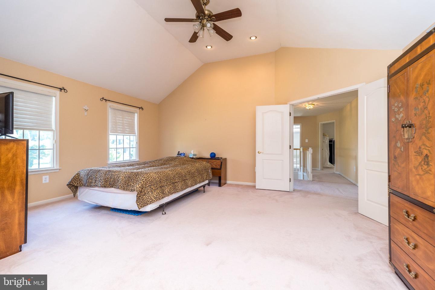 1 Crestwood Ct Property Photo 49