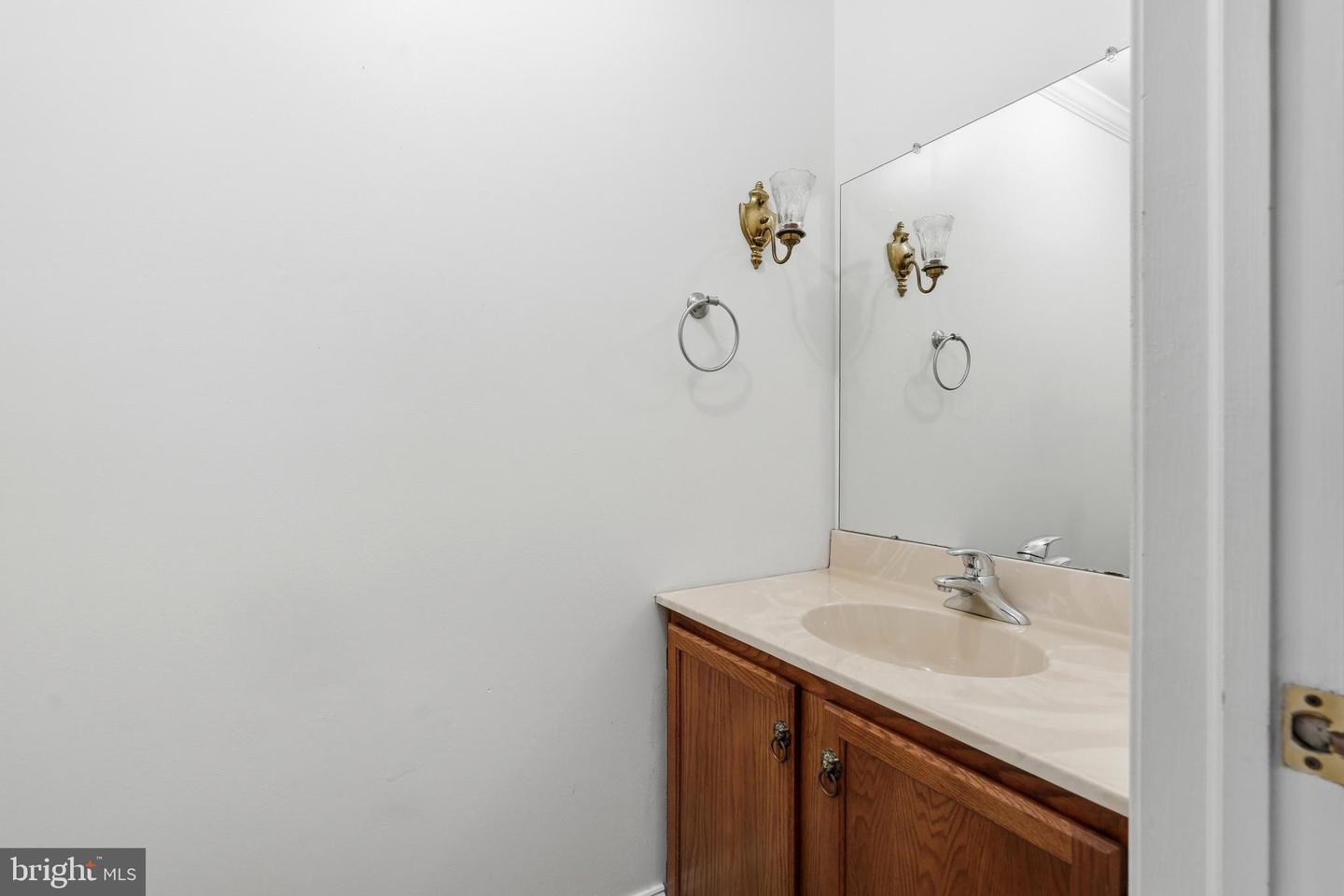 198 Kieffer Ct Property Photo 6