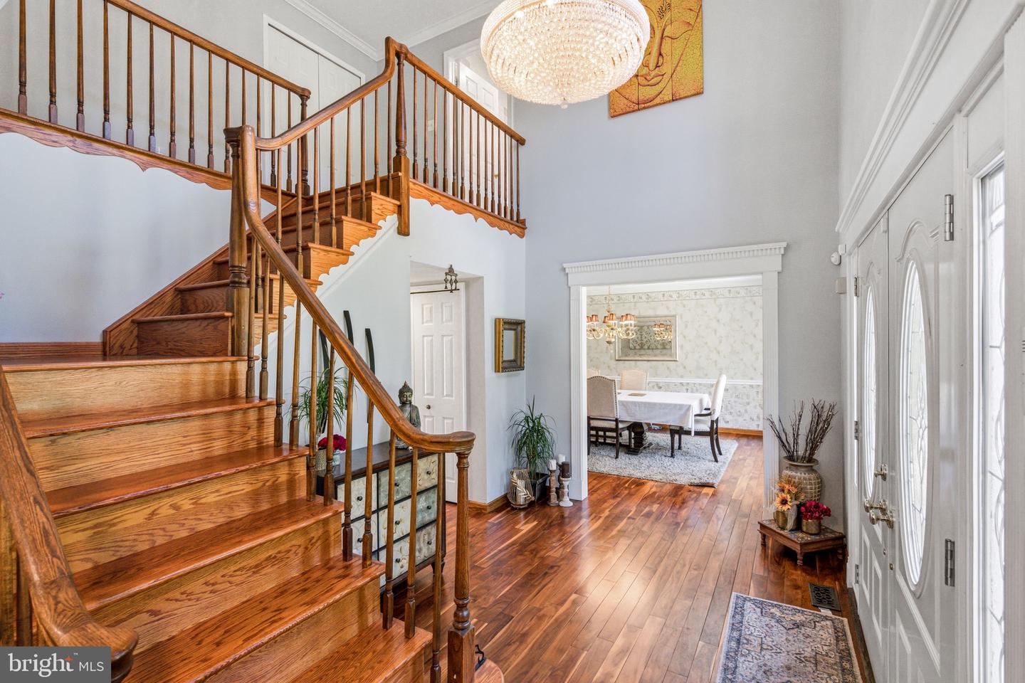 1843 Beacon Hill Dr Property Photo 8