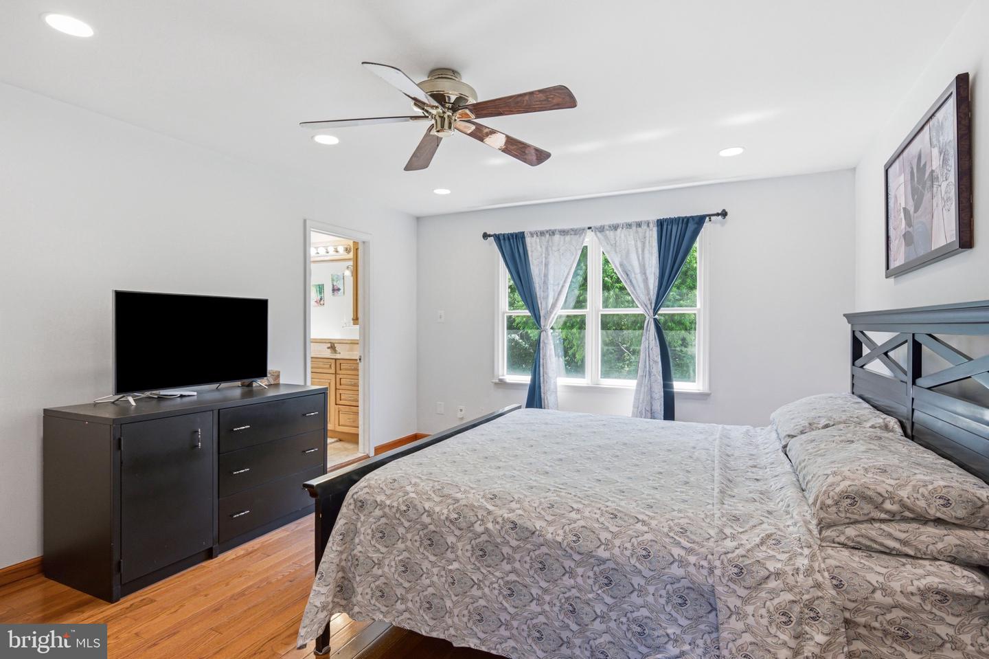 1843 Beacon Hill Dr Property Photo 42