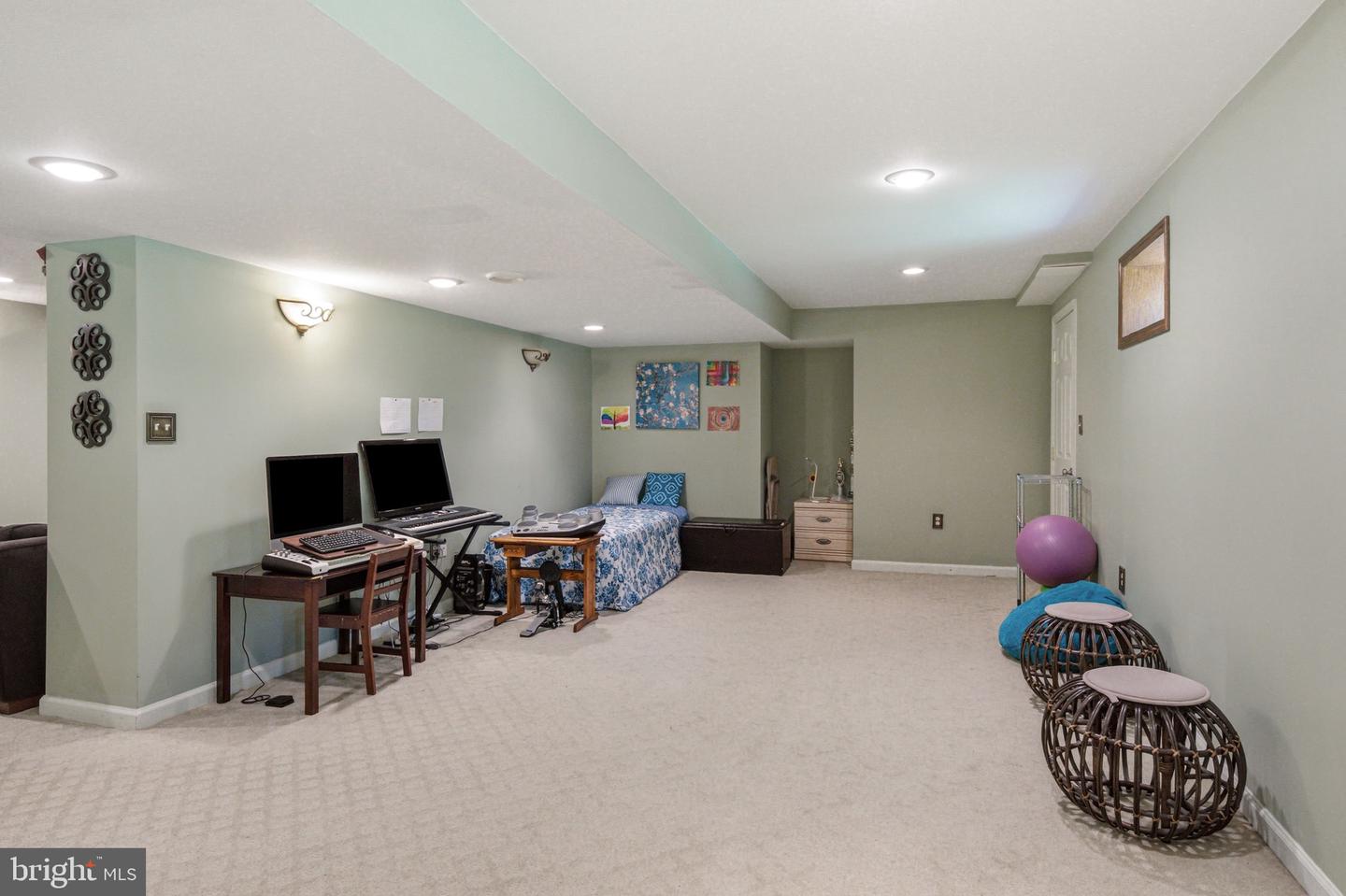 1843 Beacon Hill Dr Property Photo 62