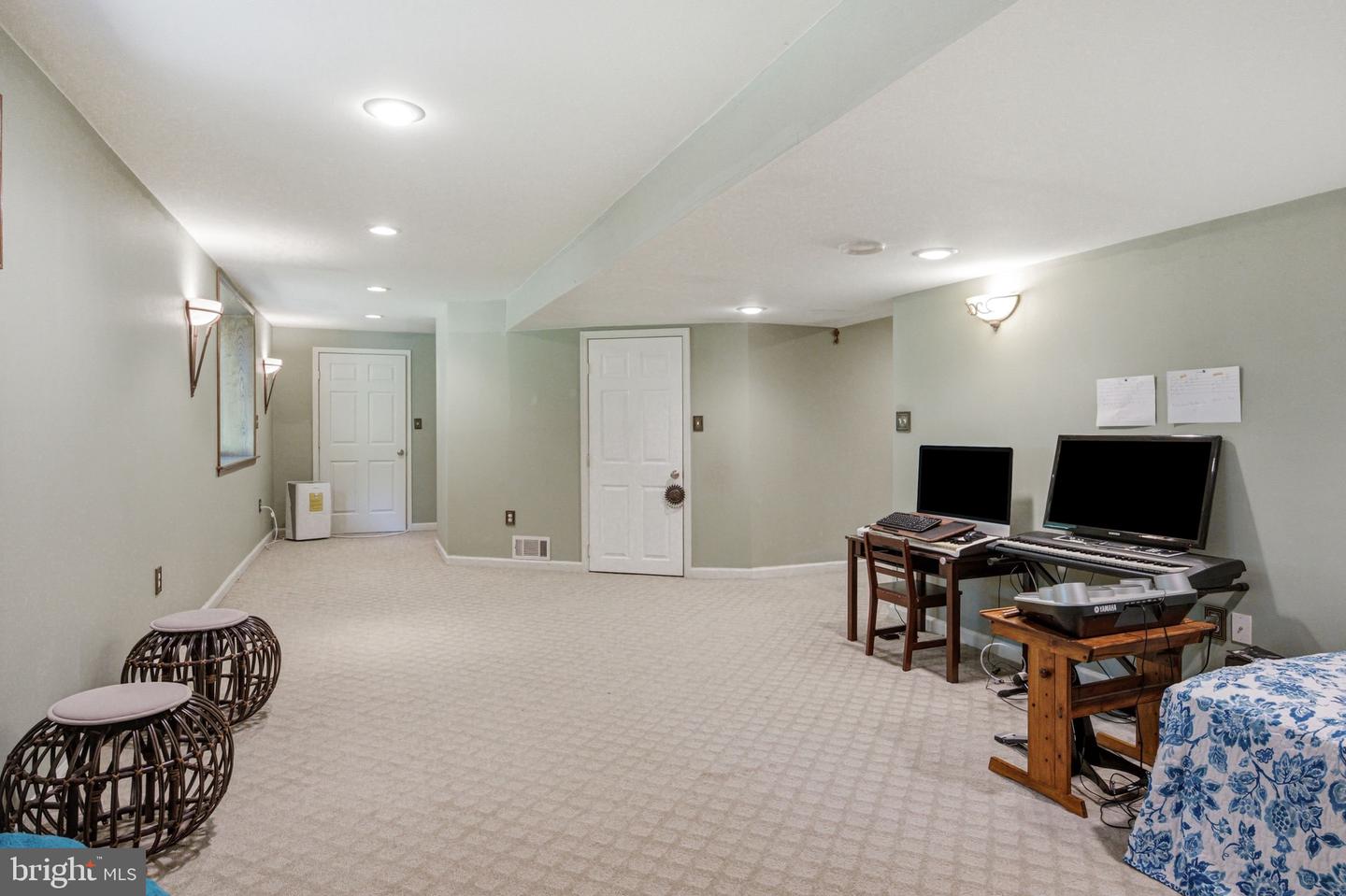 1843 Beacon Hill Dr Property Photo 63