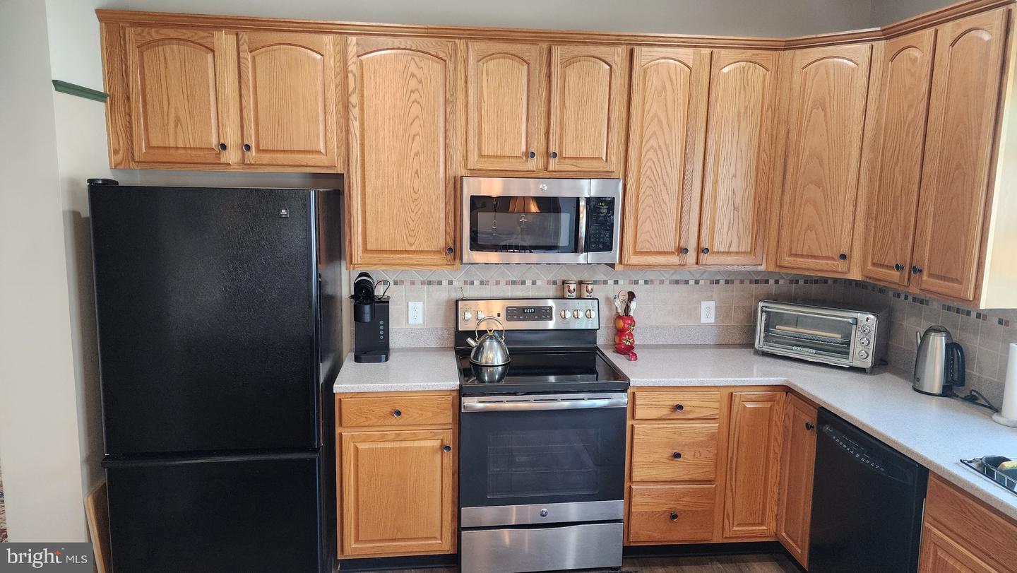 3881 Arbours Ave Property Photo 16