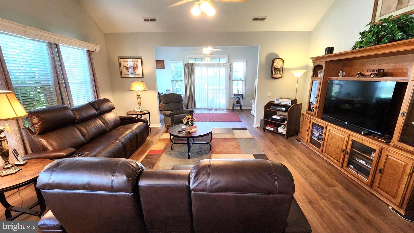 3881 Arbours Ave Property Photo 19