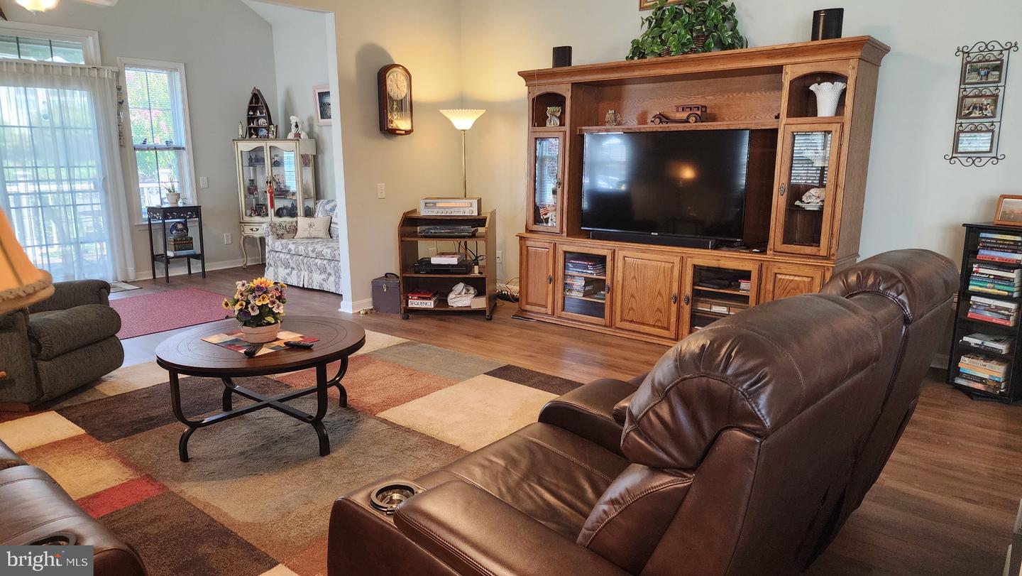 3881 Arbours Ave Property Photo 21