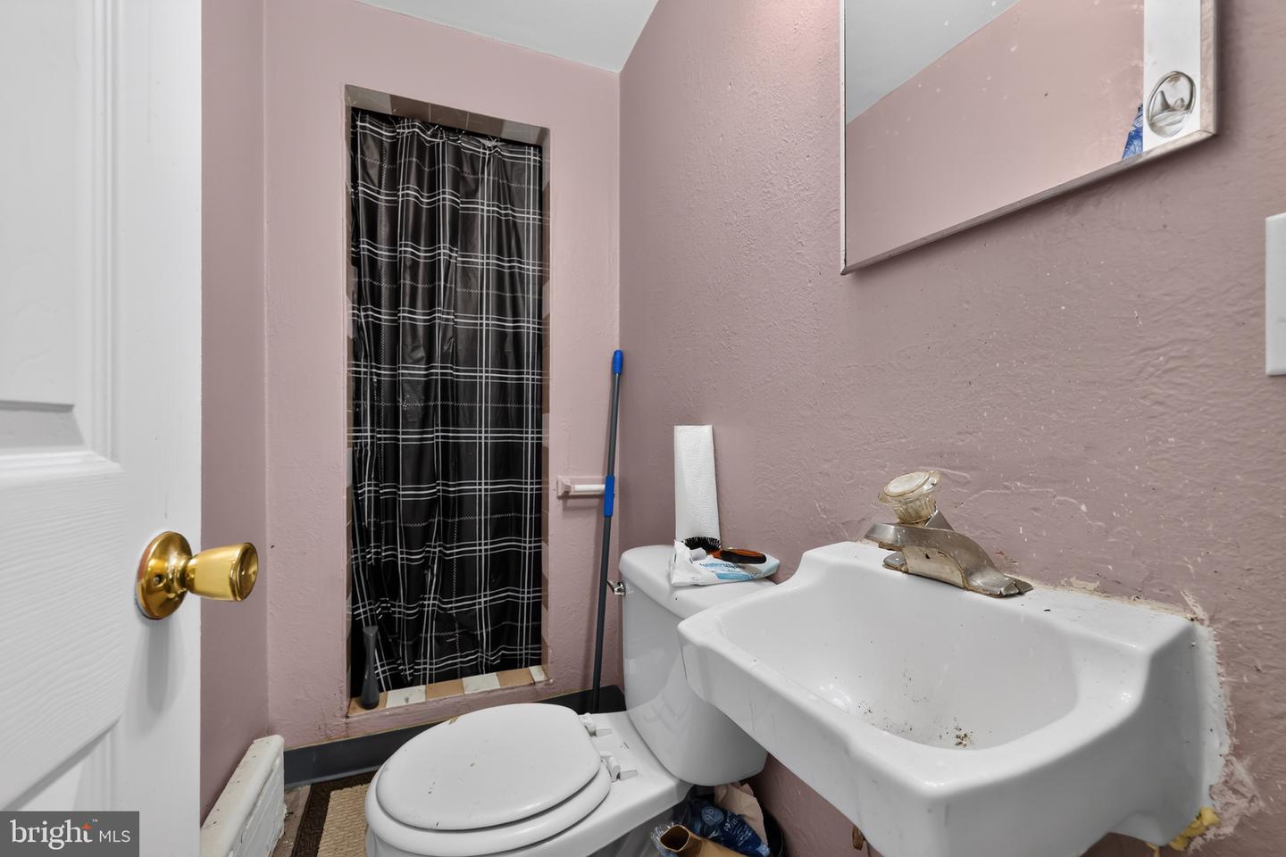 1132 W Main St Property Photo 35