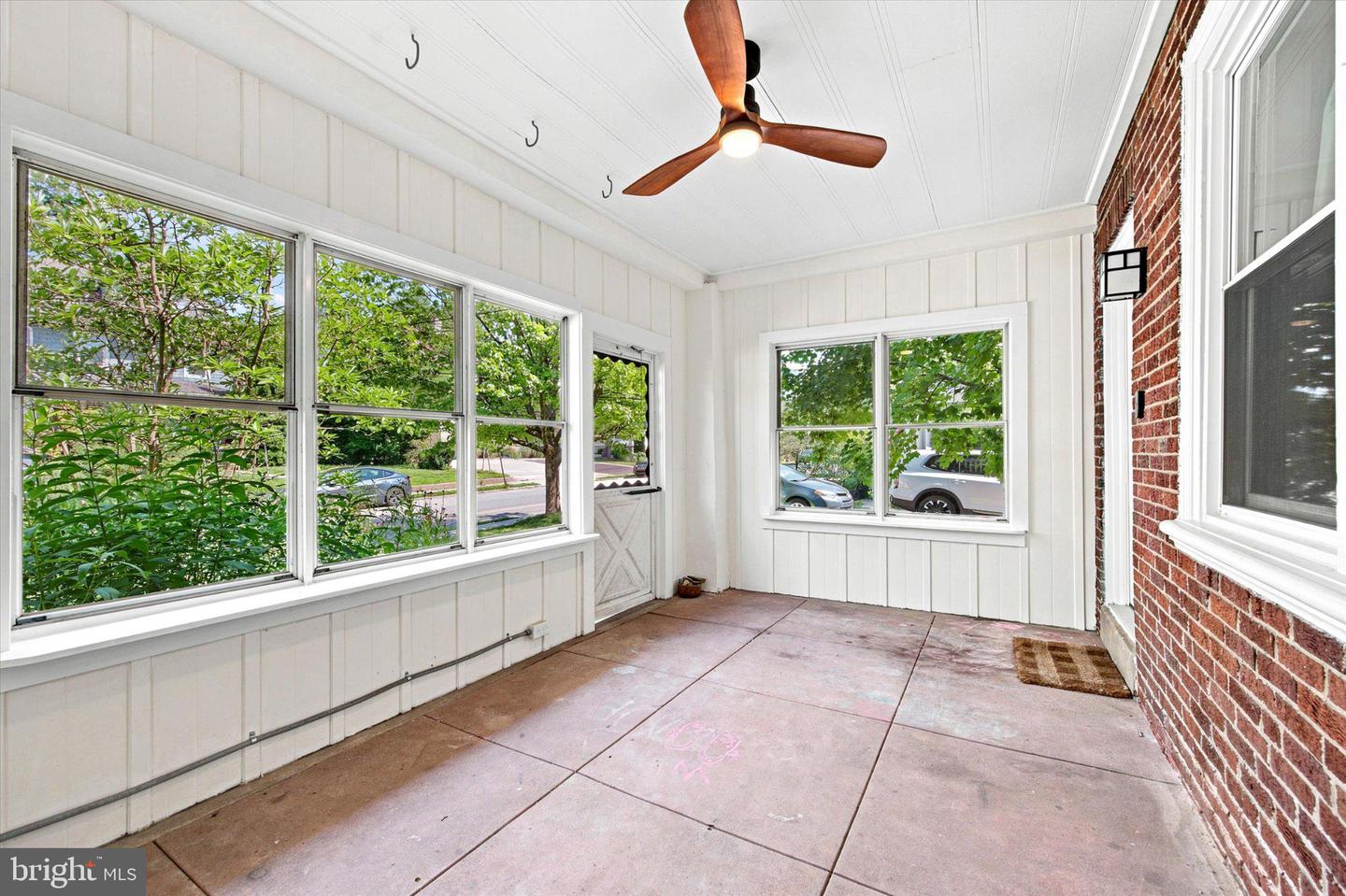 129 Harrison Ave Property Photo 2