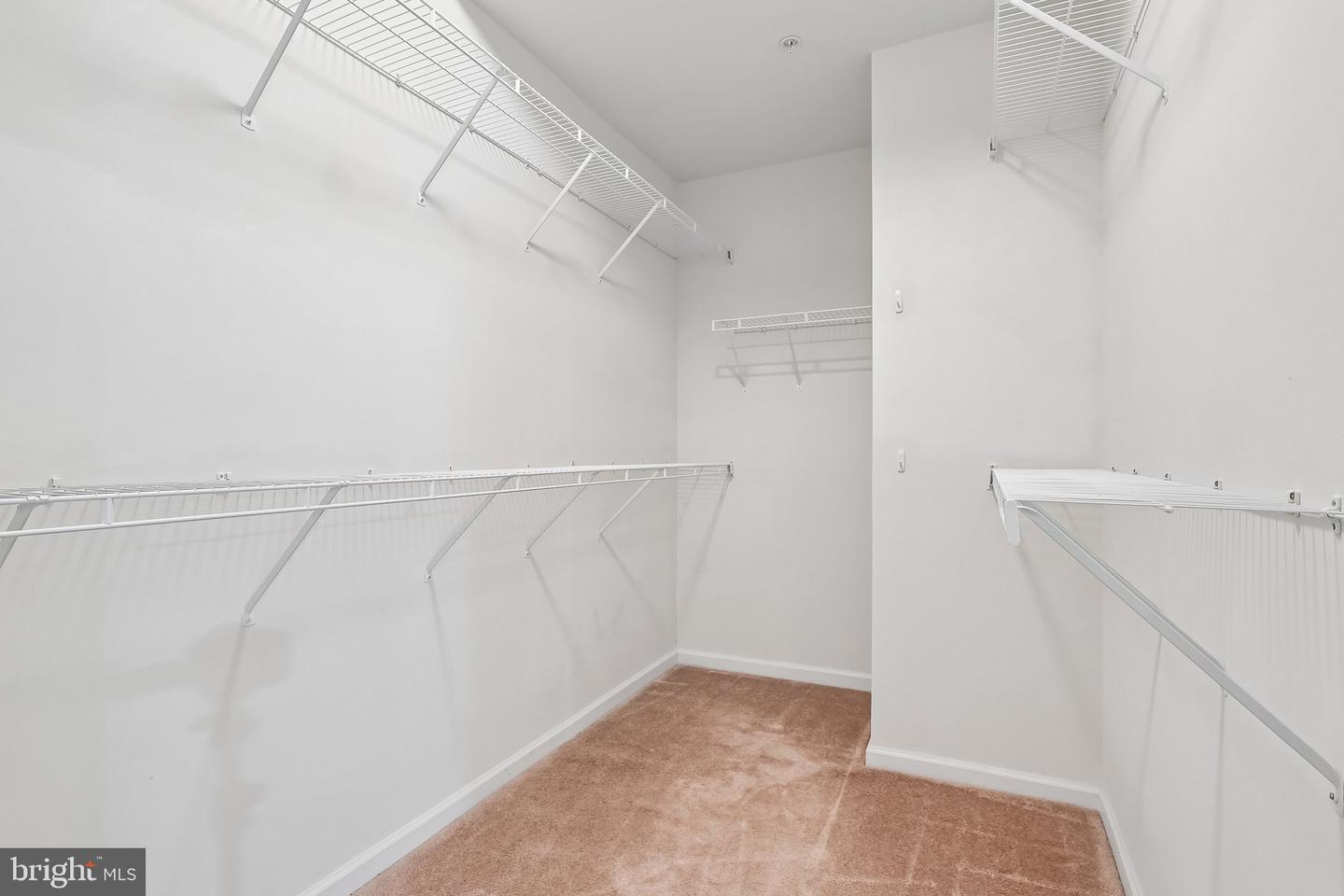 3106 Lilac Ct Property Photo 6
