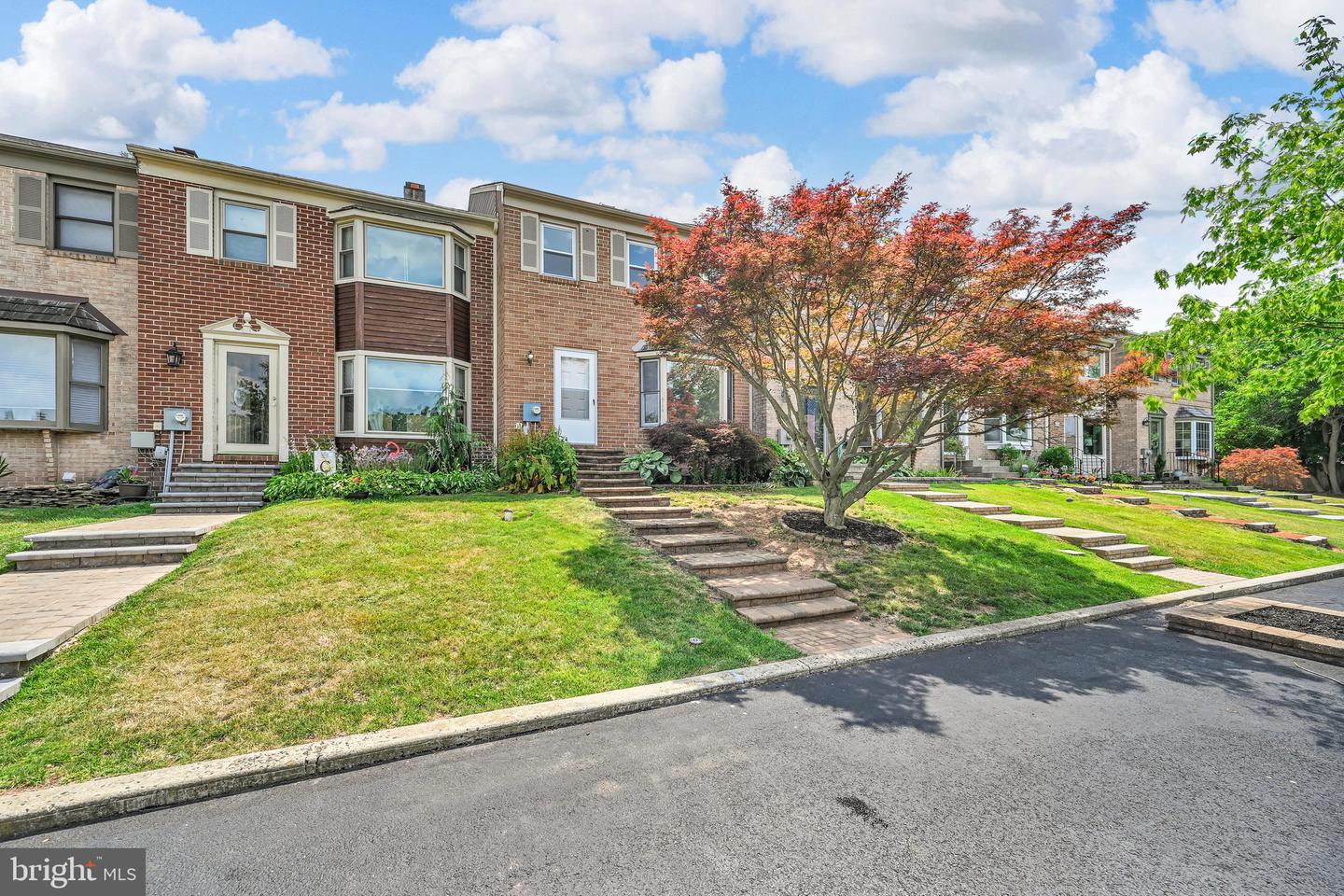 4169 Rittenhouse Ln Property Photo 4