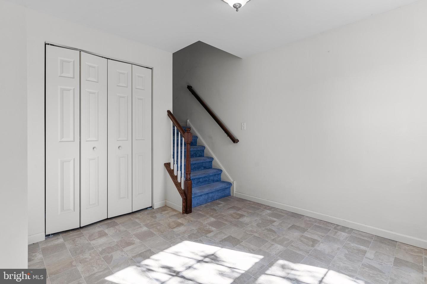 2109 Hayward Ave Property Photo 3