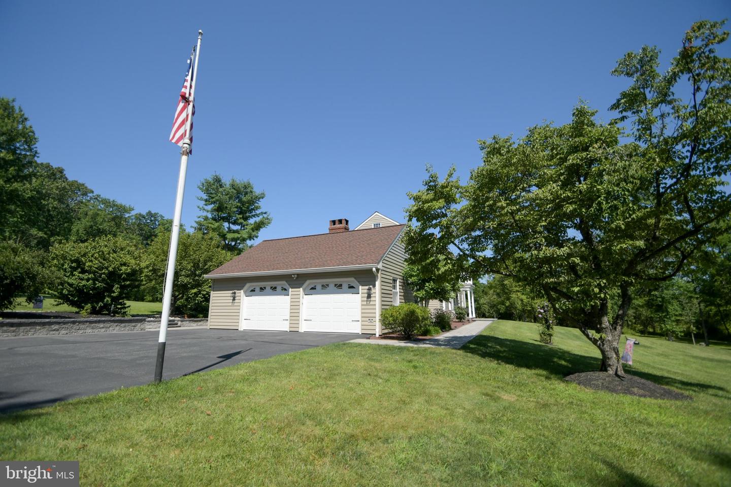 1881 Township Line Rd Property Photo 64