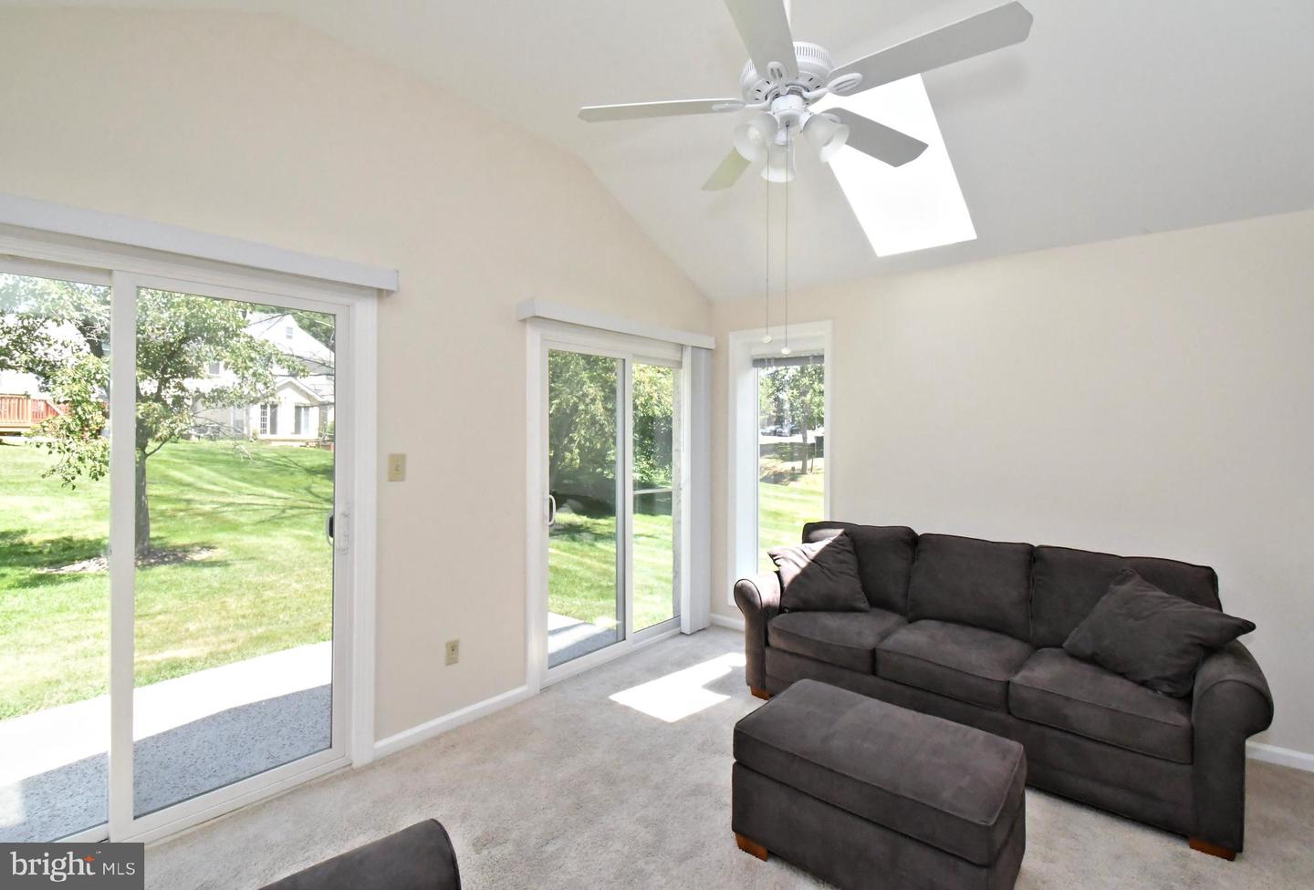 2489 Hillendale Dr Property Photo 20