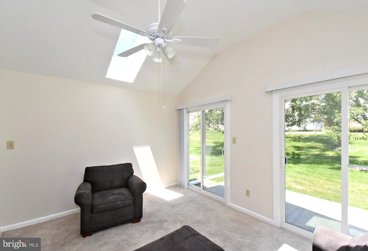 2489 Hillendale Dr Property Photo 23