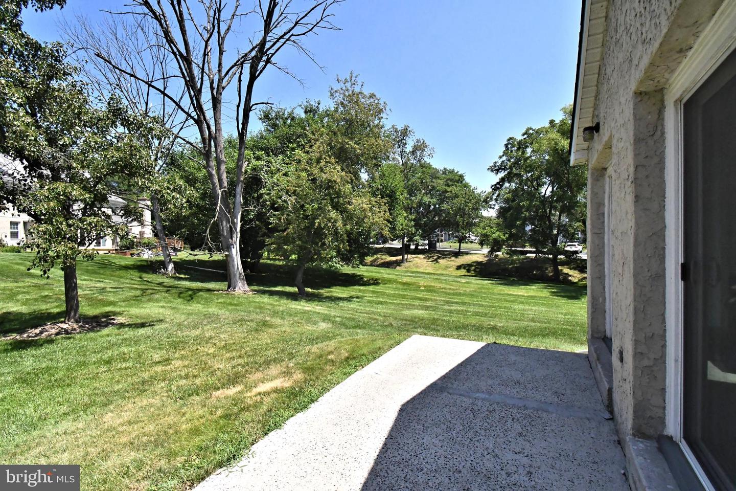 2489 Hillendale Dr Property Photo 24