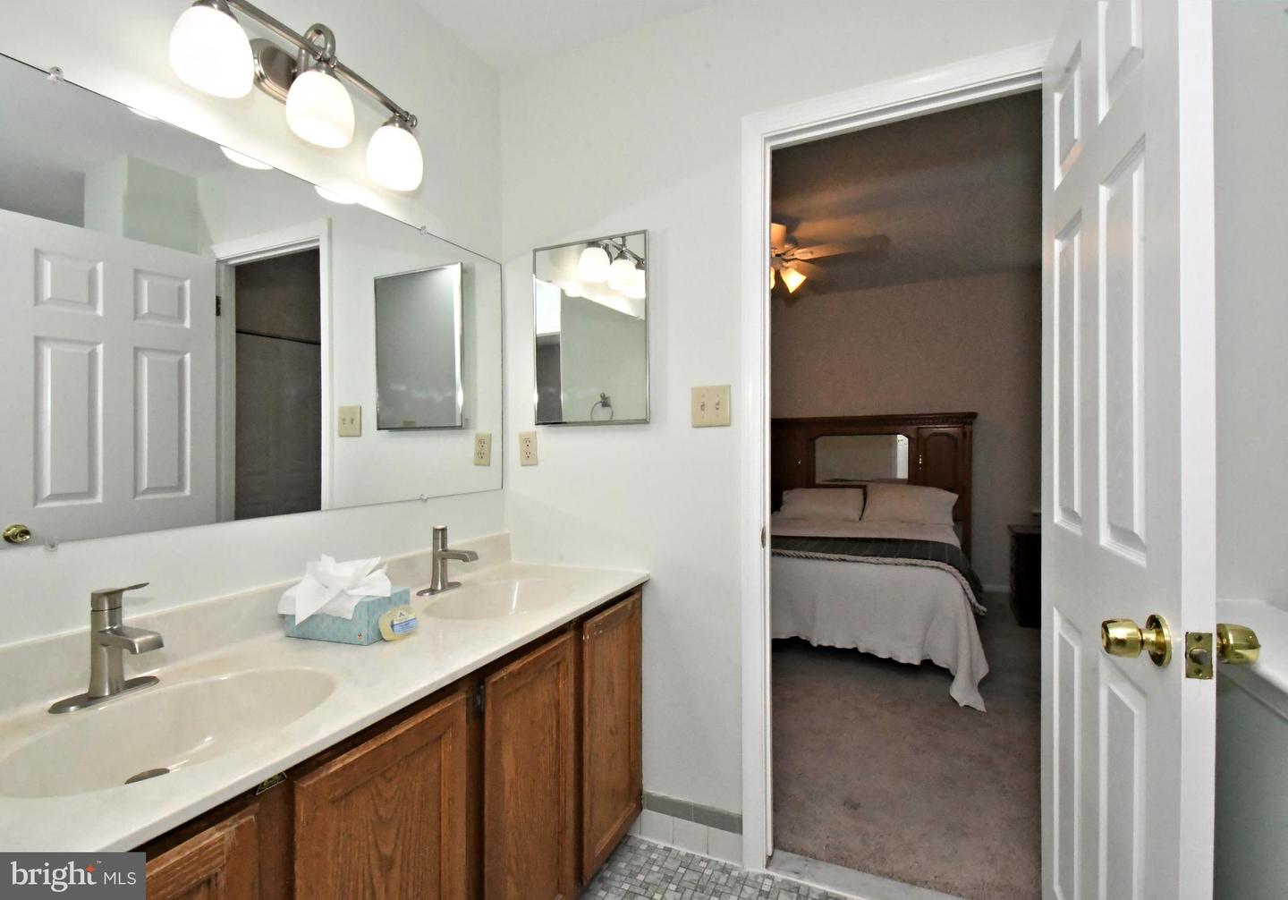 2489 Hillendale Dr Property Photo 33