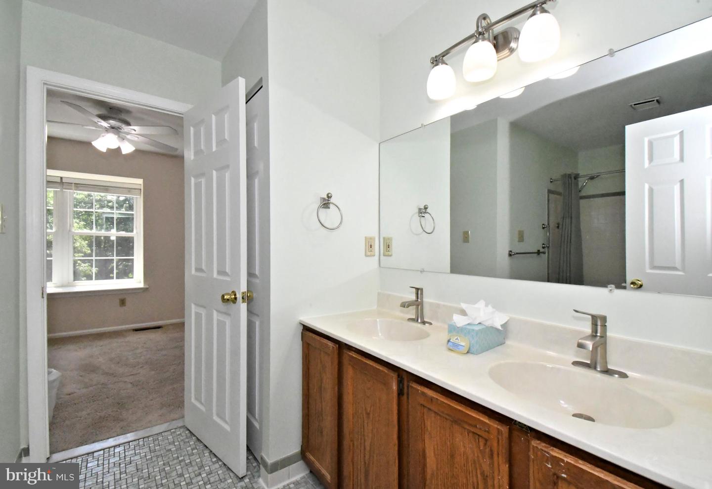 2489 Hillendale Dr Property Photo 35