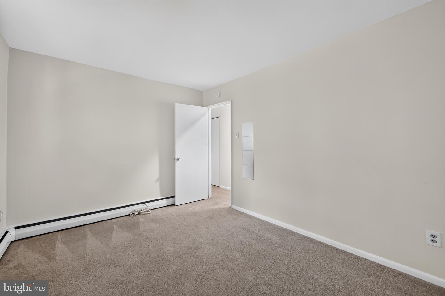 383 Lakeside Rd #205 Property Photo 8