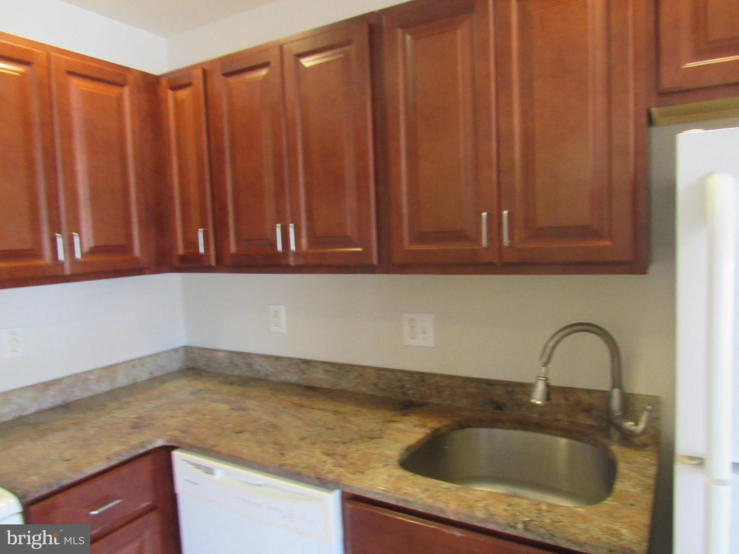1600 Church Rd #b-211 Property Photo 7