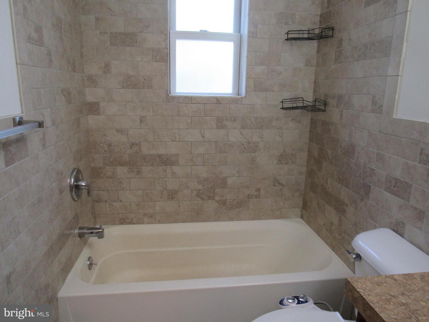 1600 Church Rd #b-211 Property Photo 14