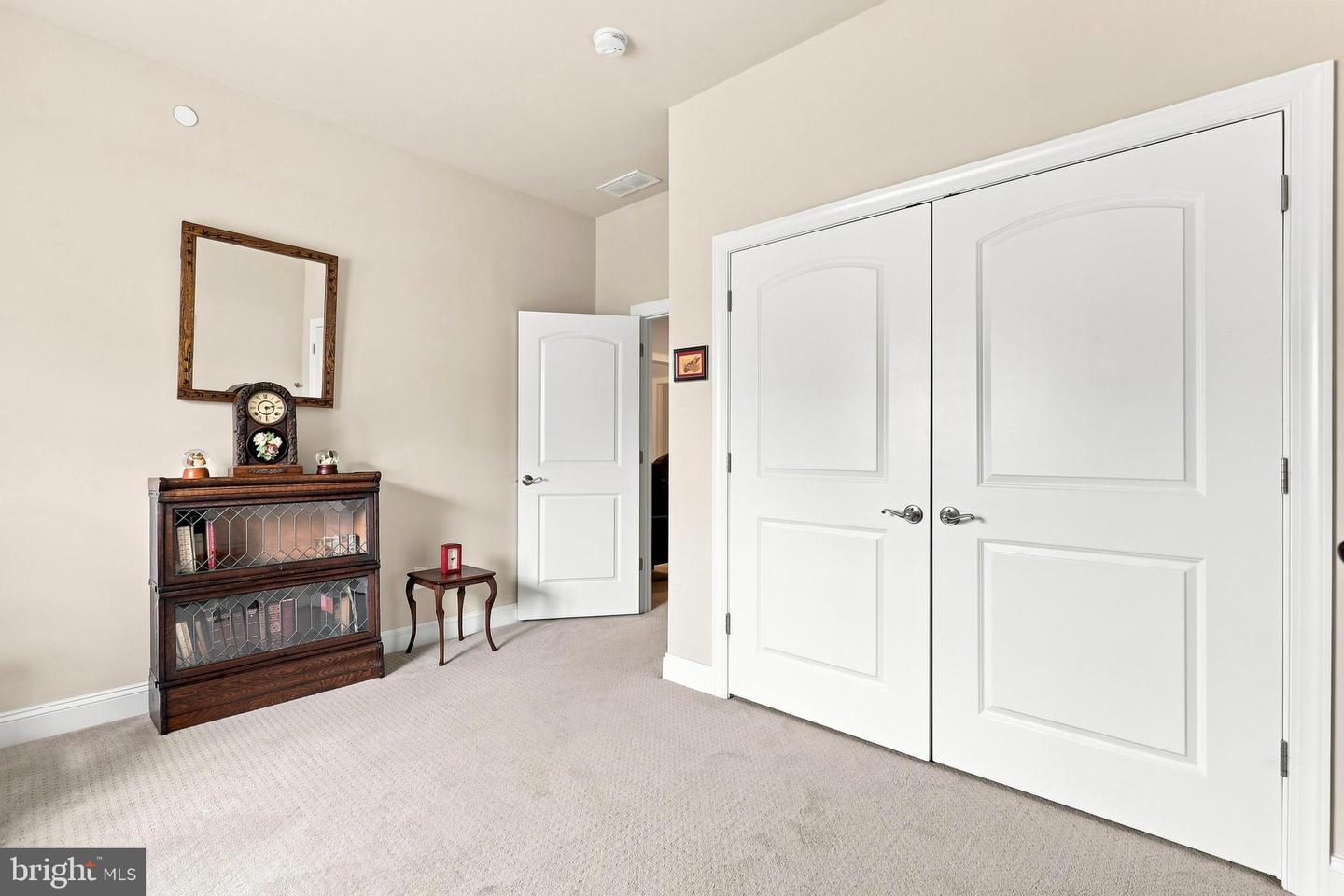 305 Whitemarsh Dr Property Photo 14