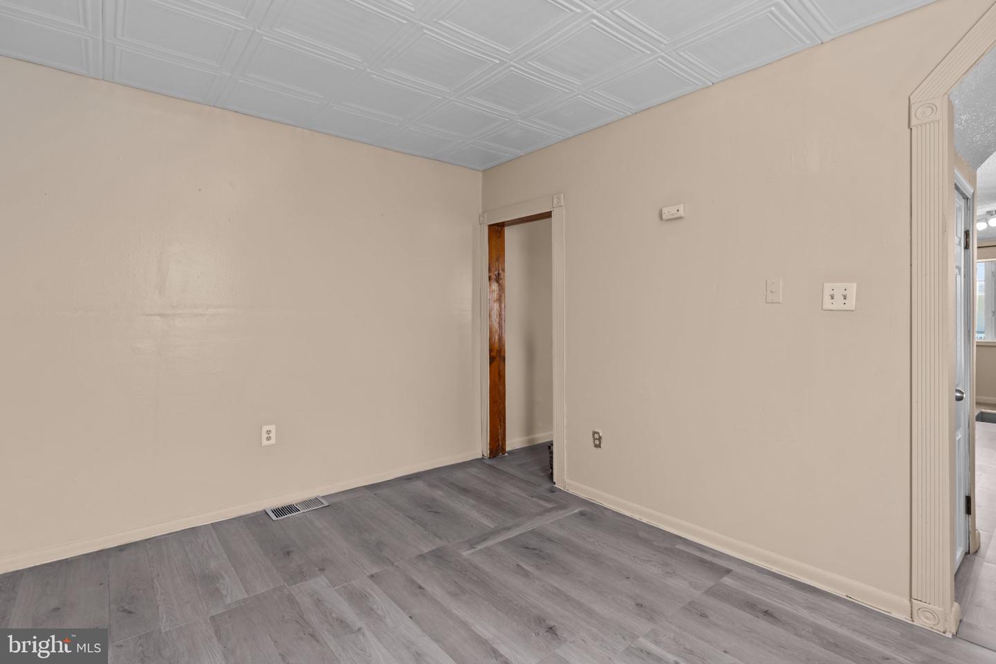 129 Blake Ave Property Photo 8