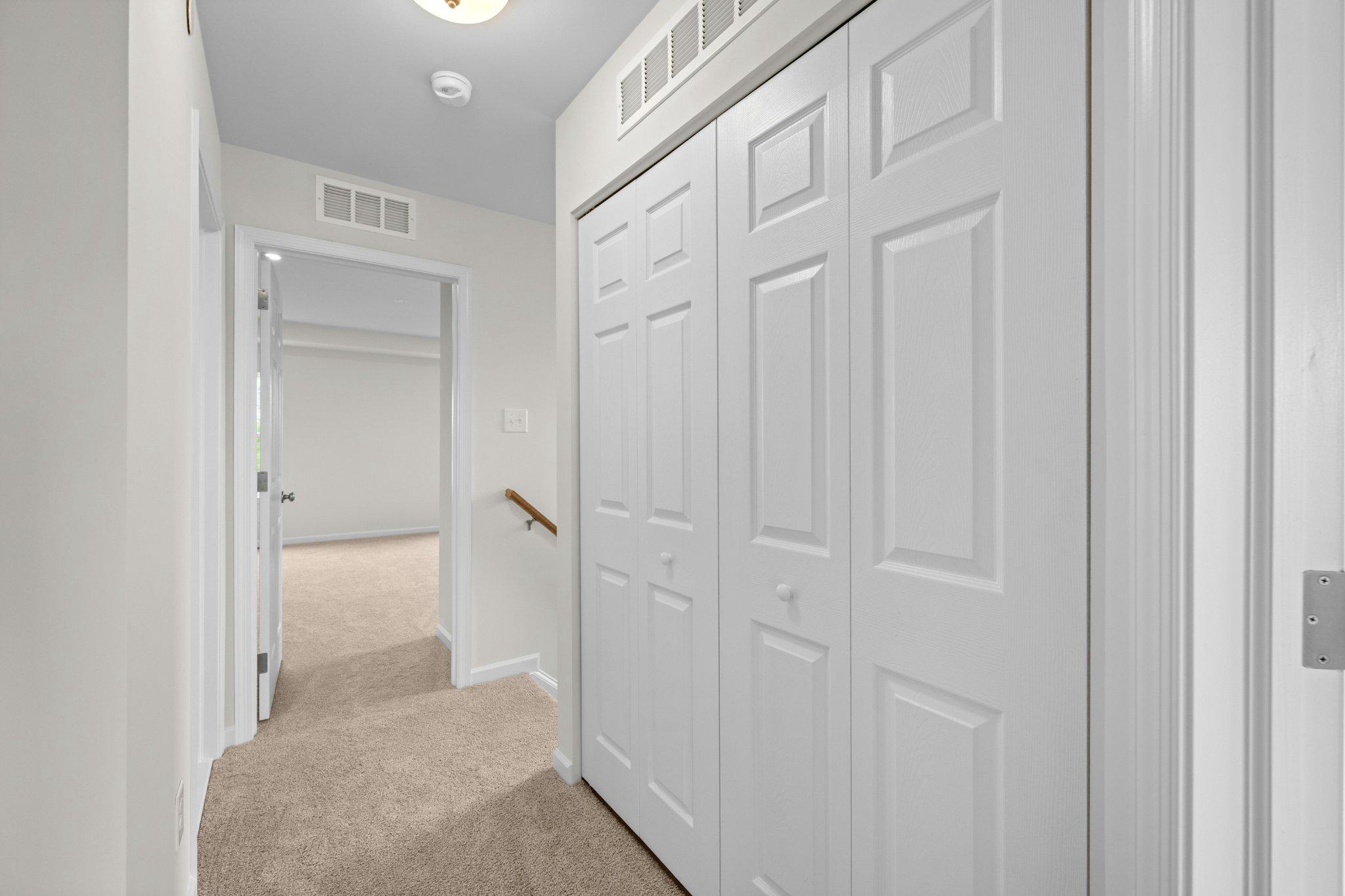 306 East Sawyer Court Property Photo 33