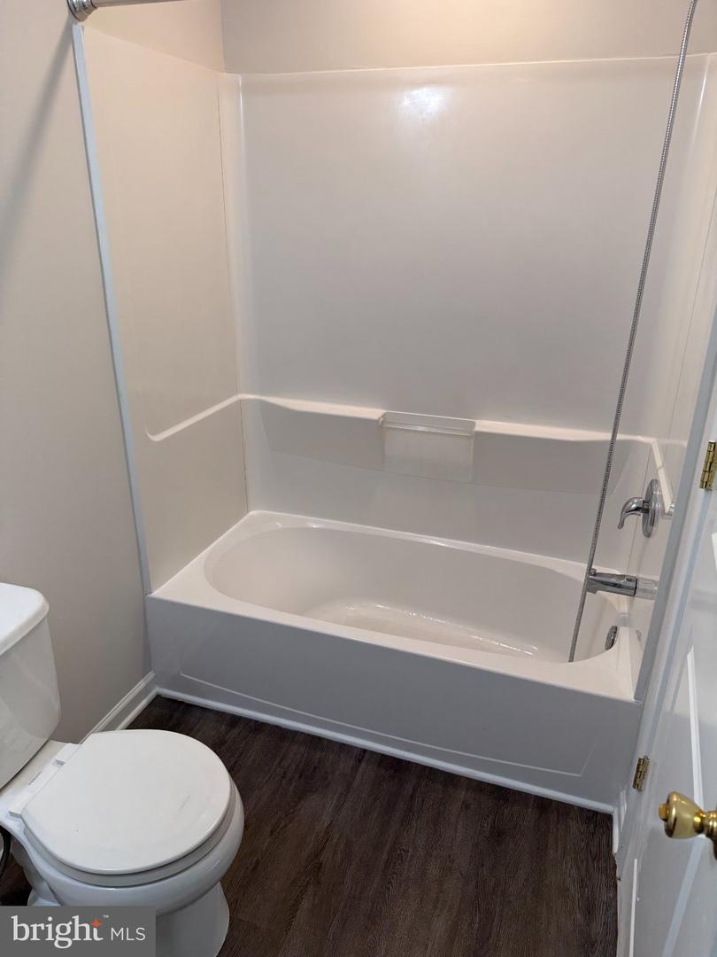 135 S Charlotte St # Property Photo 13