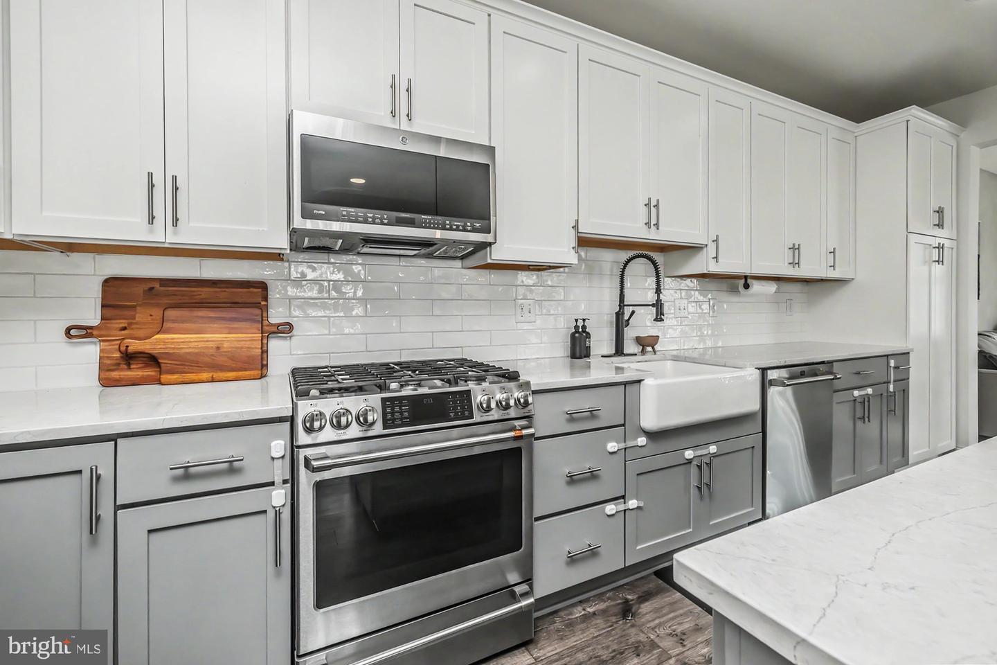 104 Larrabee Way Property Photo 6