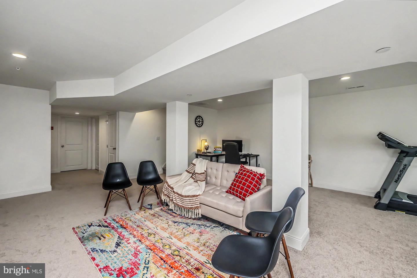 104 Larrabee Way Property Photo 31