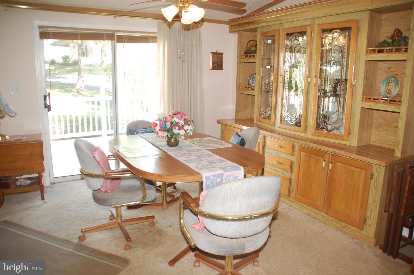 411 Westbury Dr Property Photo 10
