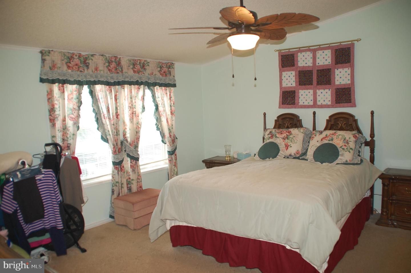 411 Westbury Dr Property Photo 20