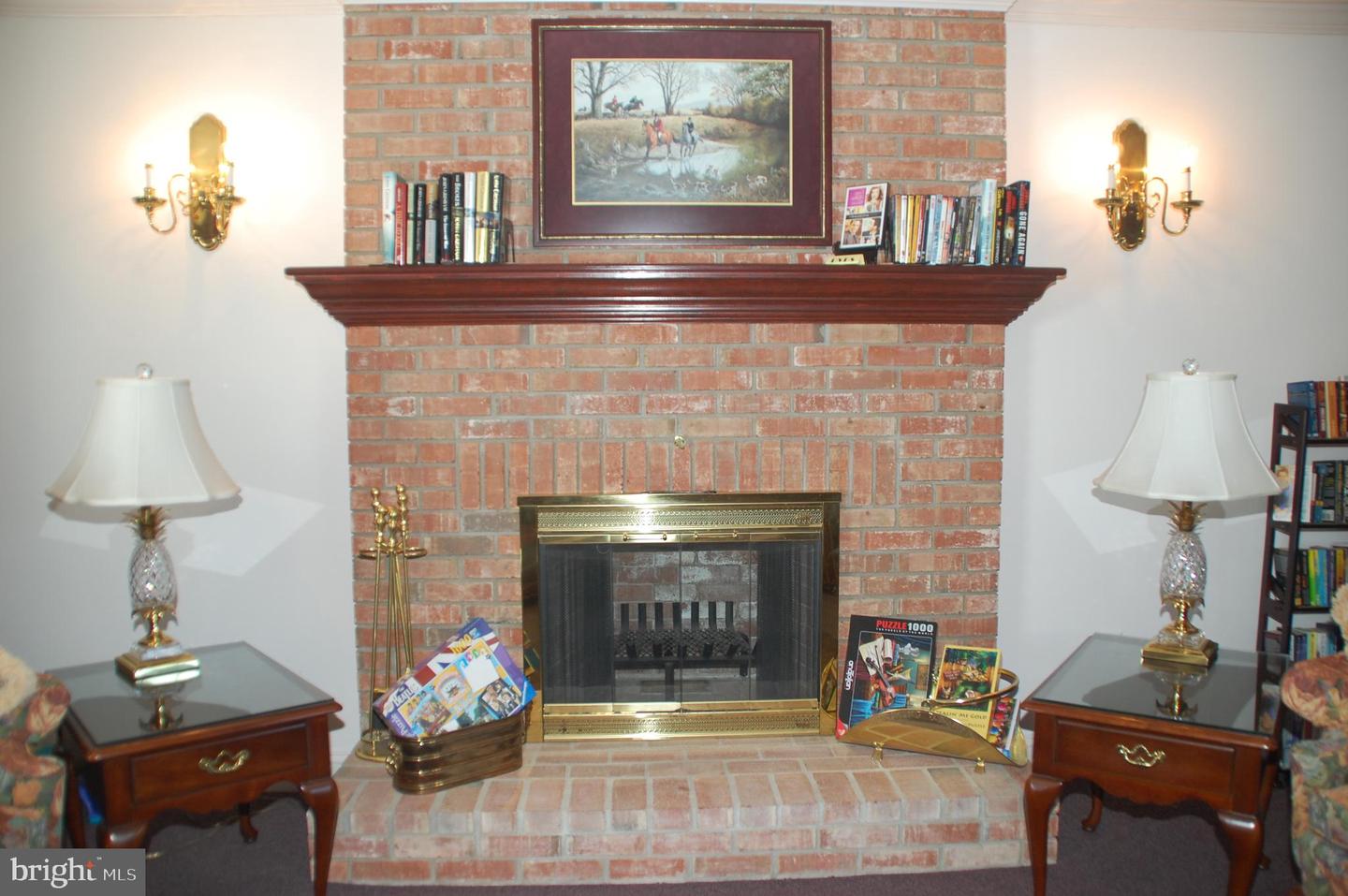 411 Westbury Dr Property Photo 48