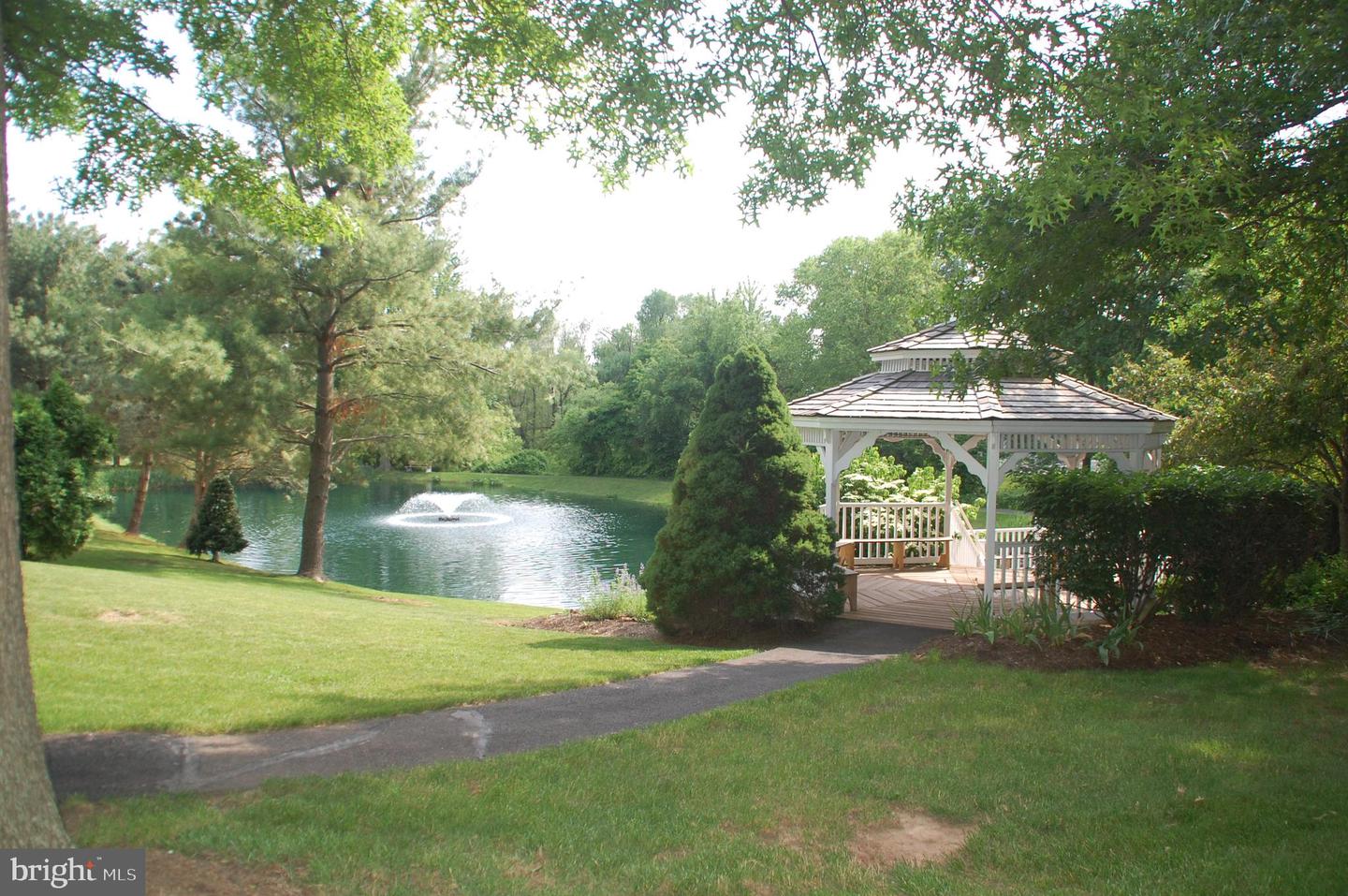 411 Westbury Dr Property Photo 59