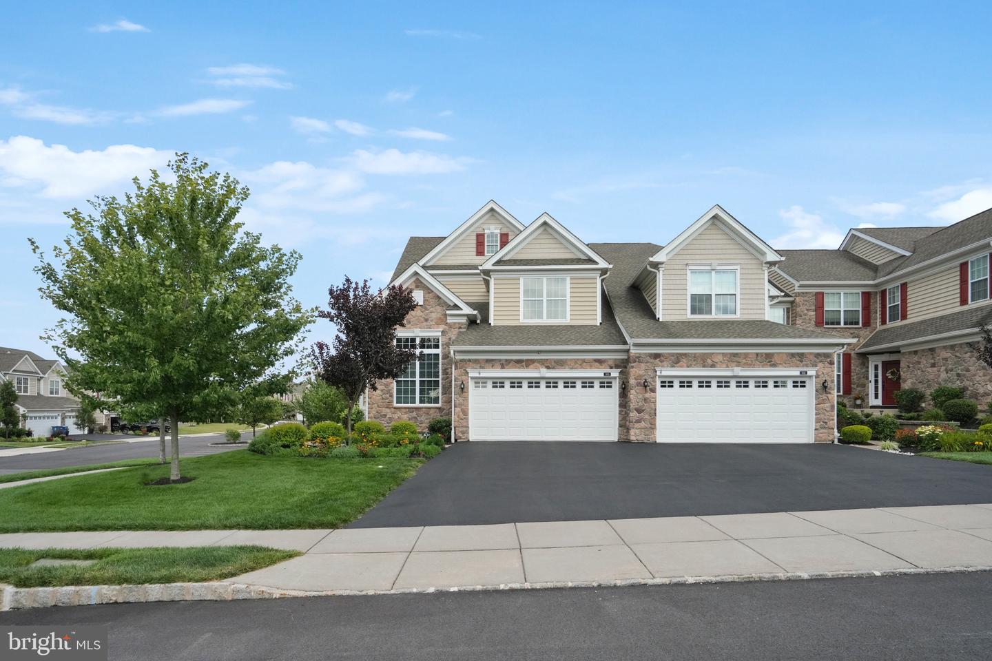 500 Molly Pitcher Dr Property Photo 2