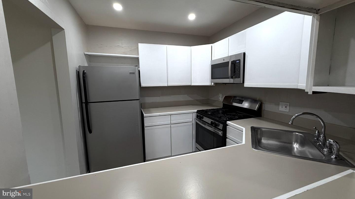 1603 Meadowview Ln #1603 Property Photo 8