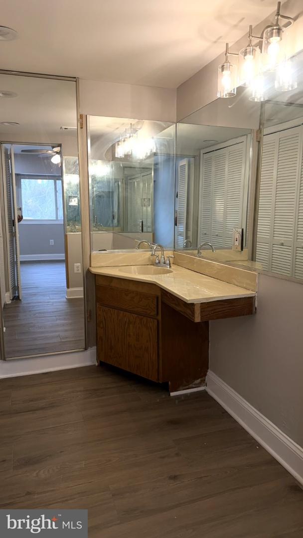 1603 Meadowview Ln #1603 Property Photo 9