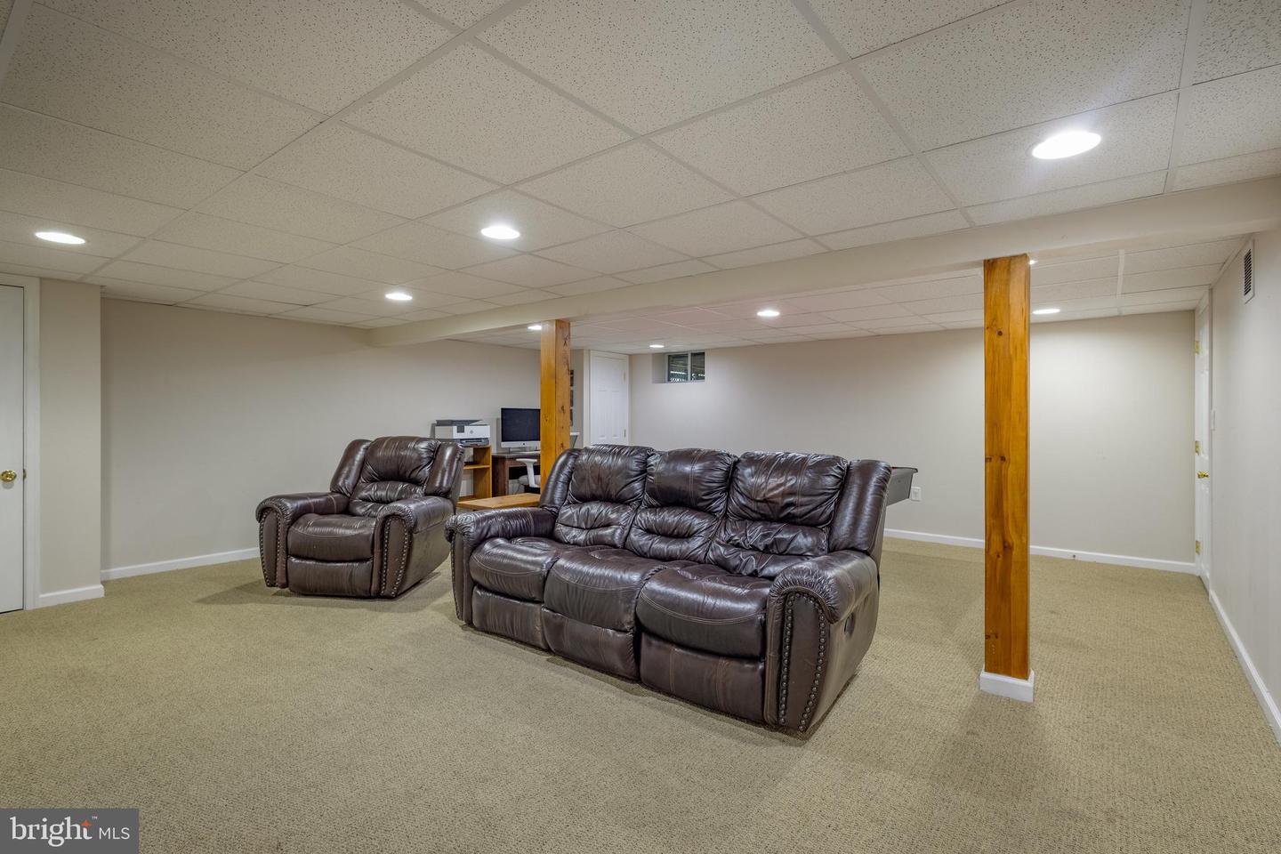 510 Long Lane Property Photo 28