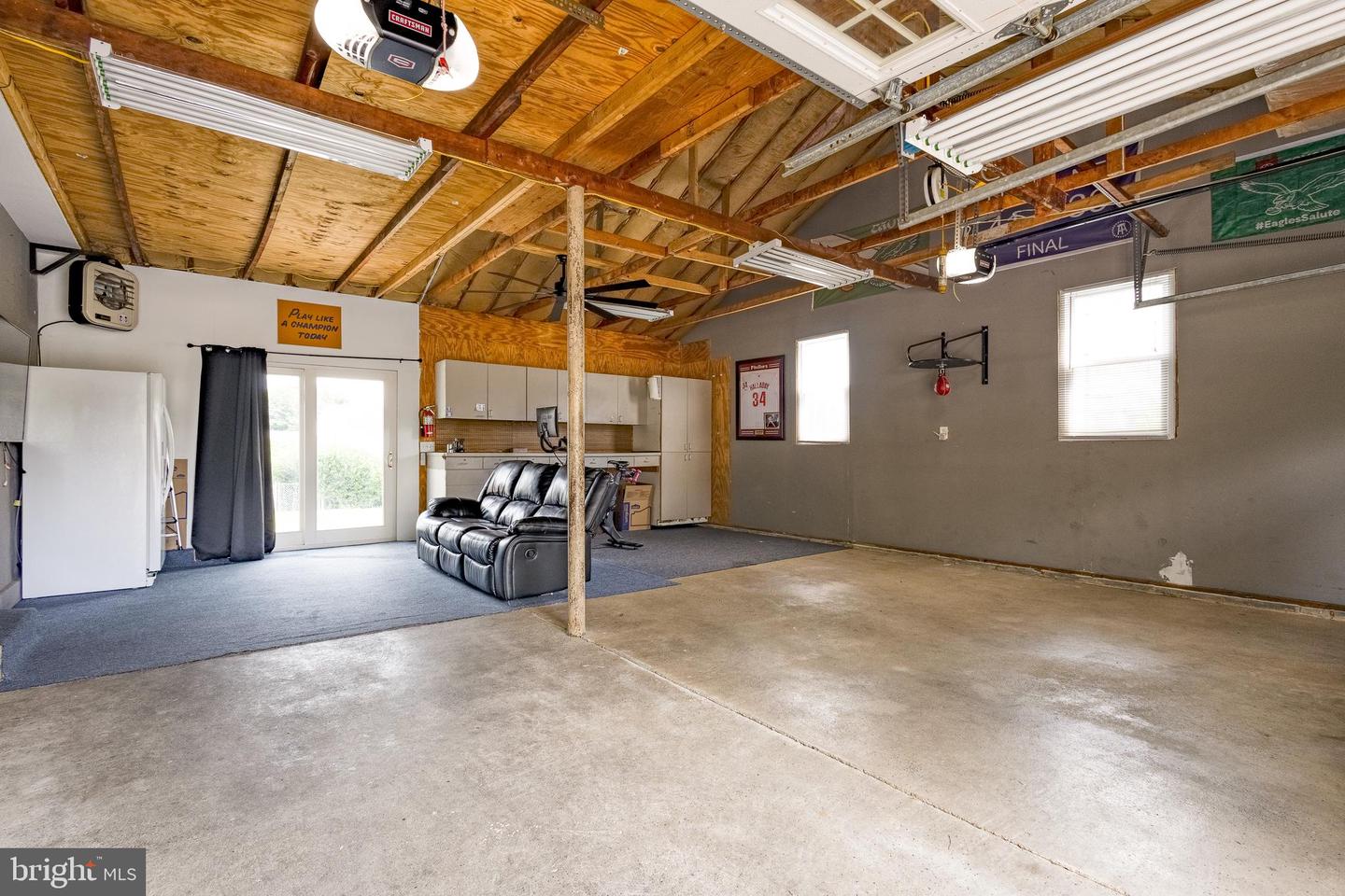 510 Long Lane Property Photo 30
