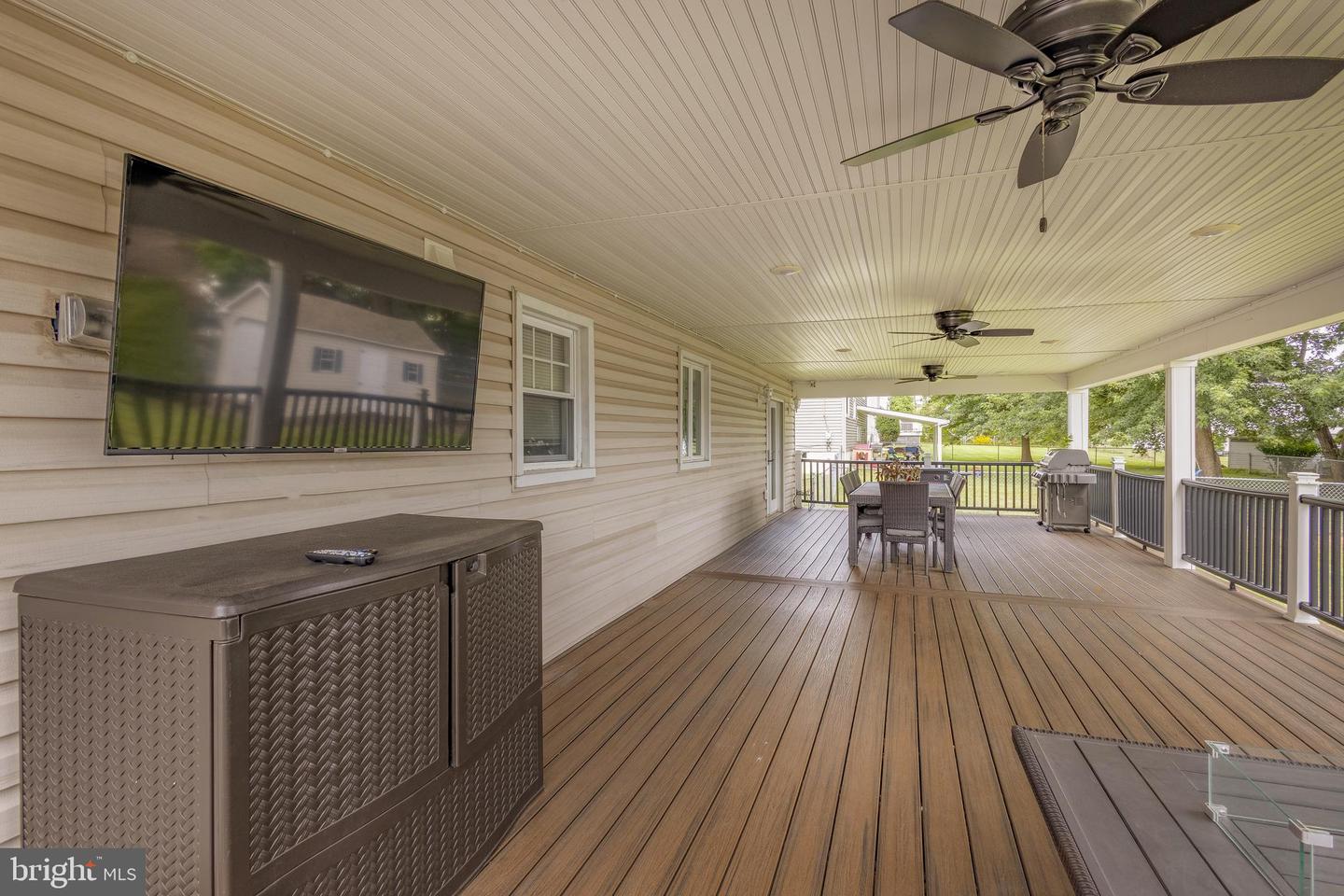 510 Long Lane Property Photo 32